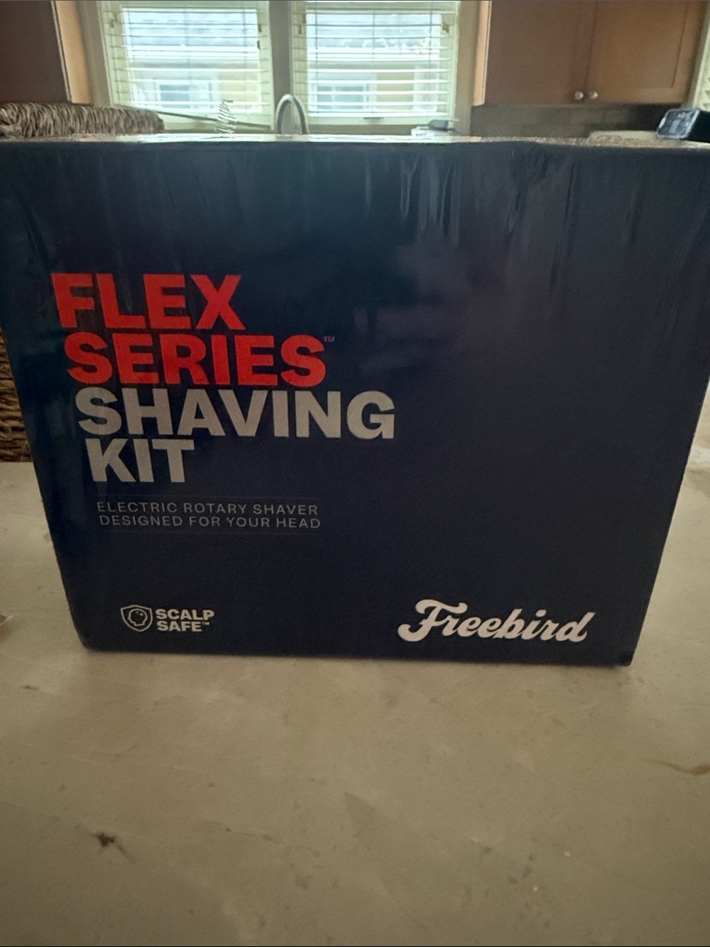 freebird Flex Series Shaving Kit - Dark Blue with Red and White Accents